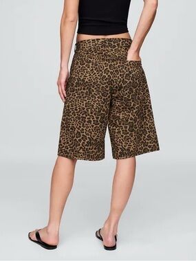 Gap leopard shorts